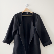 Charger l'image dans la galerie, PDF Hanbok Shirt and Coat Pattern - Sewing Therapy