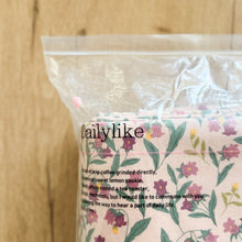 Load image into Gallery viewer, 10 Yard Bolt Sale - 100% Cotton Oxford Bellflower 60" Wide : Dailylike Canada