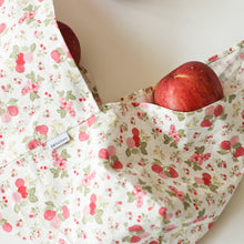 Load image into Gallery viewer, 10 Yard Bolt Sale - 100% Cotton 20C Lovely Fruits 42" Wide : Dailylike Canada