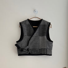 Charger l'image dans la galerie, :: FREE ::  PDF Hanbok Vest BAEJA - Sewing Therapy