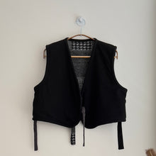 Charger l'image dans la galerie, :: FREE ::  PDF Hanbok Vest BAEJA - Sewing Therapy