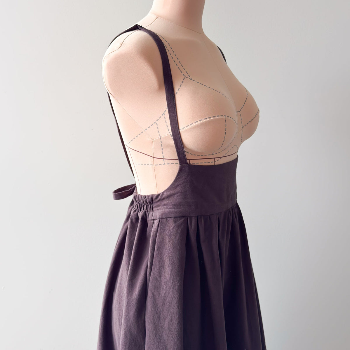 HANDMADE] Low Bib Pinafore XS - 2XL – Two O Nine Fabric