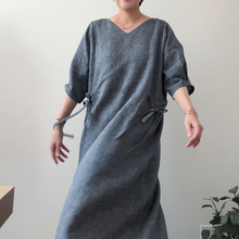 Load image into Gallery viewer, 1/2 Yard DENIM-LIKE LINEN - Navy 54" Wide