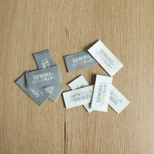 Charger l'image dans la galerie, White/Grey - SEWING IS MY THERAPY (10 Labels in each envelope)