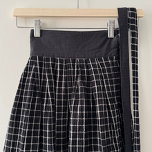 Load image into Gallery viewer, [HANDMADE] Double Gauze Hanbok Wrap Skirt - Black Windowpane
