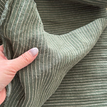 Charger l'image dans la galerie, 1/2 Yard Breezeway Stripe Linen - Verde 54" Wide
