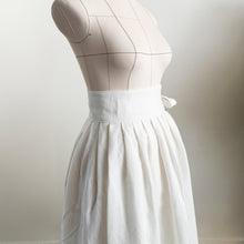 Charger l&#39;image dans la galerie, 1/2 Yard SS LINEN - Washed Linen Organic Cotton Twill - White 54&quot; Wide
