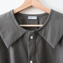 Load image into Gallery viewer, [HANDMADE] Faux Collar Tucked Version Shirt - Cotton XL - 3XL
