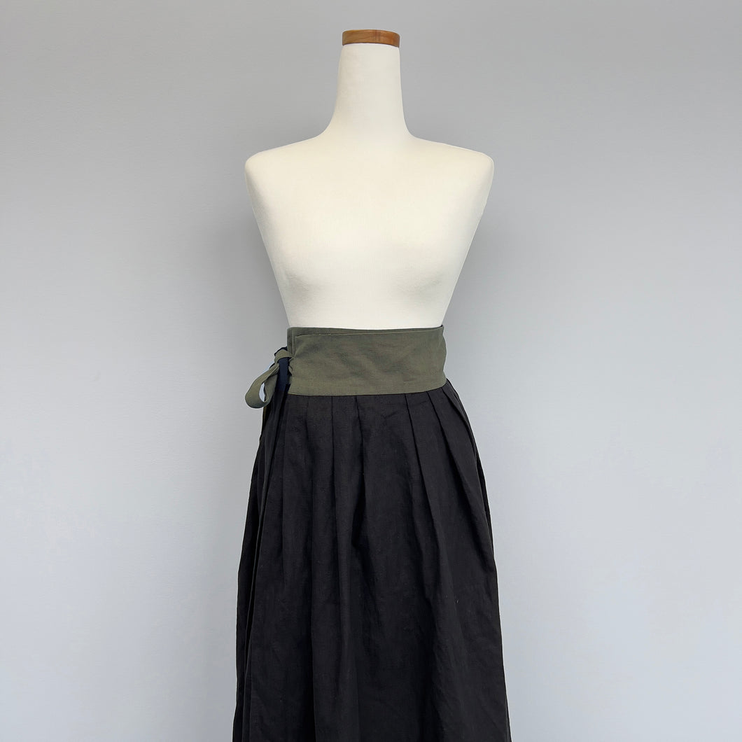 [HANDMADE] Cotton Hanbok Wrap Skirt - Dark Sage & Black