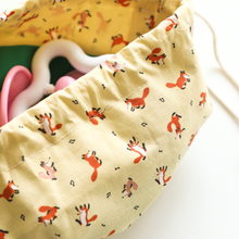 Charger l'image dans la galerie, 10 Yard Bolt Sale - 100% Cotton 20C Joy Fox 42" Wide : Dailylike Canada
