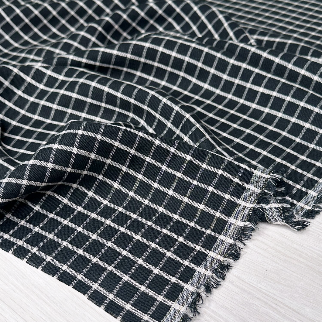 1/2 Yard Ethereal Grid Linen - Black 54