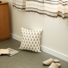 Load image into Gallery viewer, 10 Yard Bolt Sale - Linen 100% Corn Flower 60" Wide : Dailylike Canada
