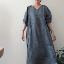 Load image into Gallery viewer, [HANDMADE] Tie Dress - Denim-Like Linen Navy XL - 3XL
