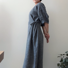 Load image into Gallery viewer, [HANDMADE] Tie Dress - Denim-Like Linen Navy XL - 3XL
