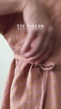 Charger et lire la vidéo dans la visionneuse de la Galerie, PDF Tie Dress Pattern - Sewing Therapy
