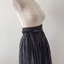 Load image into Gallery viewer, [HANDMADE] Double Gauze Hanbok Wrap Skirt - Black Windowpane
