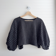 [FAIT MAIN] Haut court Infit – Gaze double à carreaux noirs et ivoires XL - 3XL